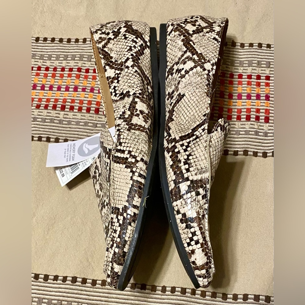 Women’s size 11 shoes